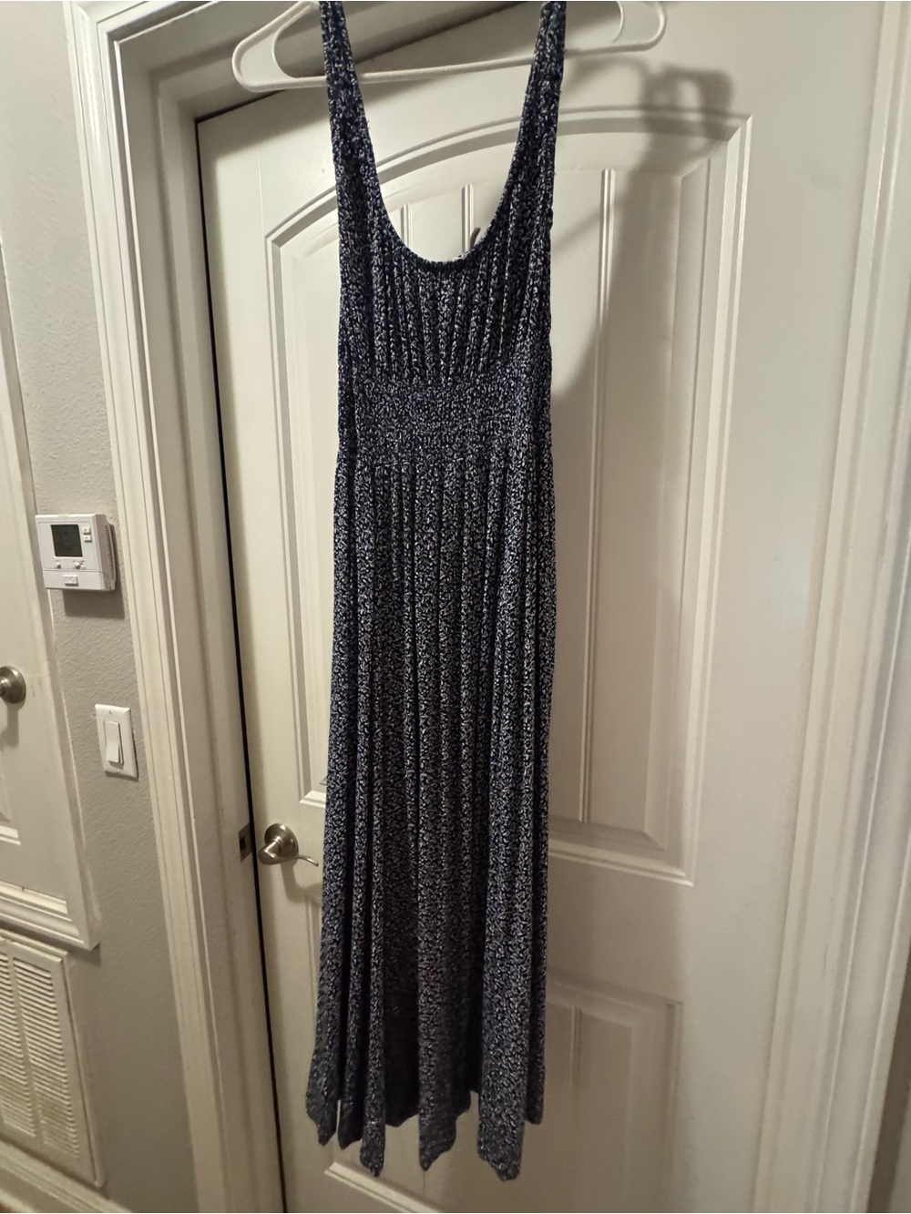 Faherty Navy and White Printed Sleeveless Maxi Dress